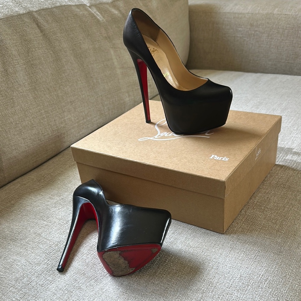 Christian Louboutin Daffodile Stiletto Heels